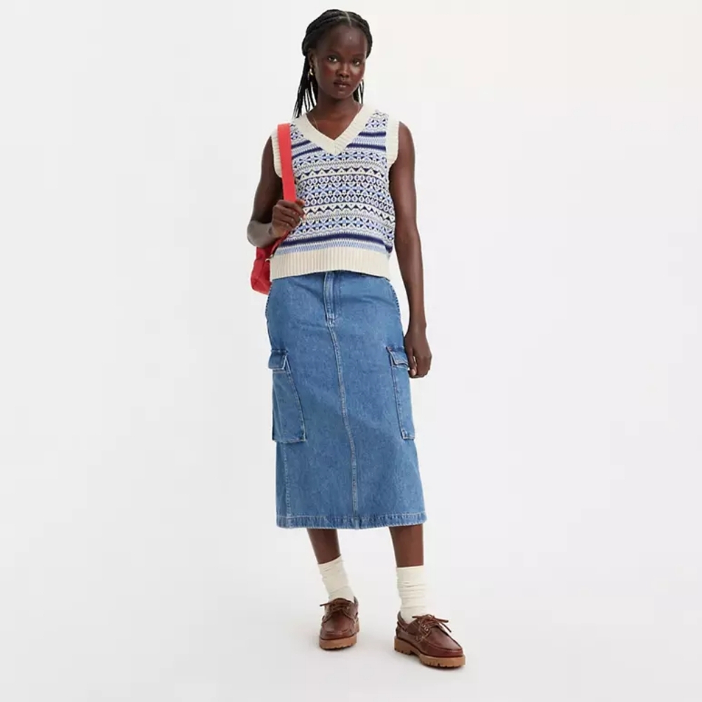 NWOT Levi's cargo skirt
